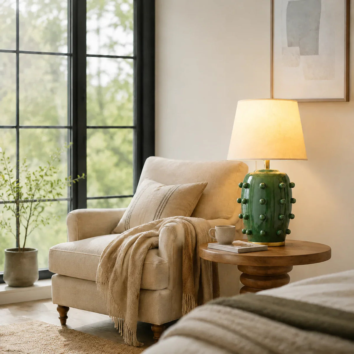 Modern Studded Ceramic Table Lamp